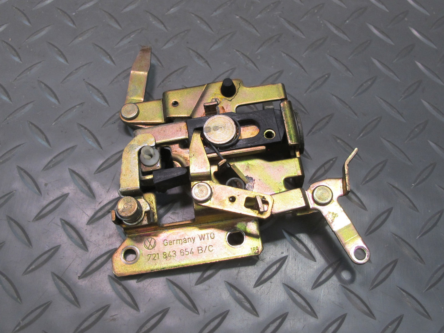 99-03 VW Eurovan T4 Right Sliding Door Lock Latch 721843654B OEM