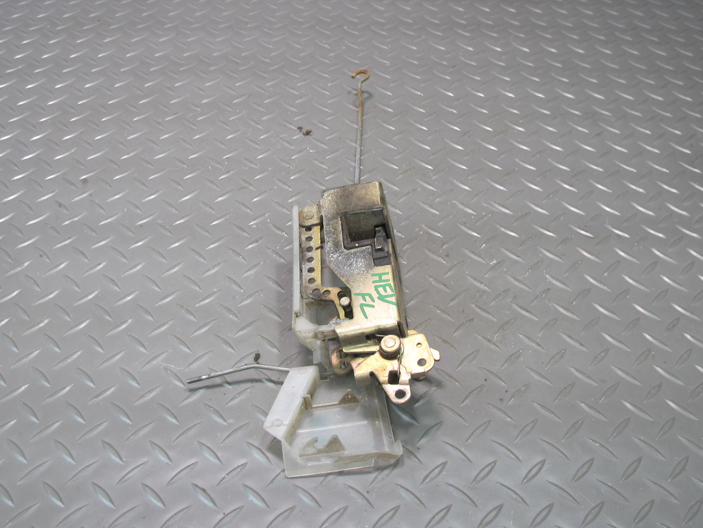 97-03 VW Eurovan T4 Front Left Door Lock Latch 701837015D OEM