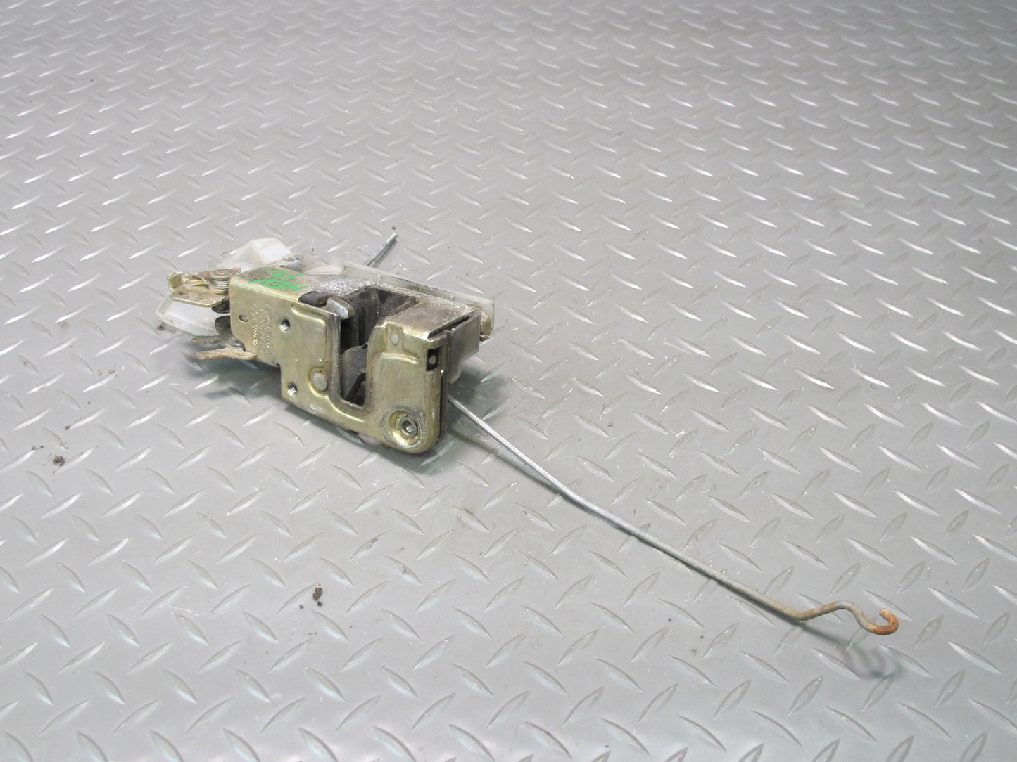 97-03 VW Eurovan T4 Front Left Door Lock Latch 701837015D OEM