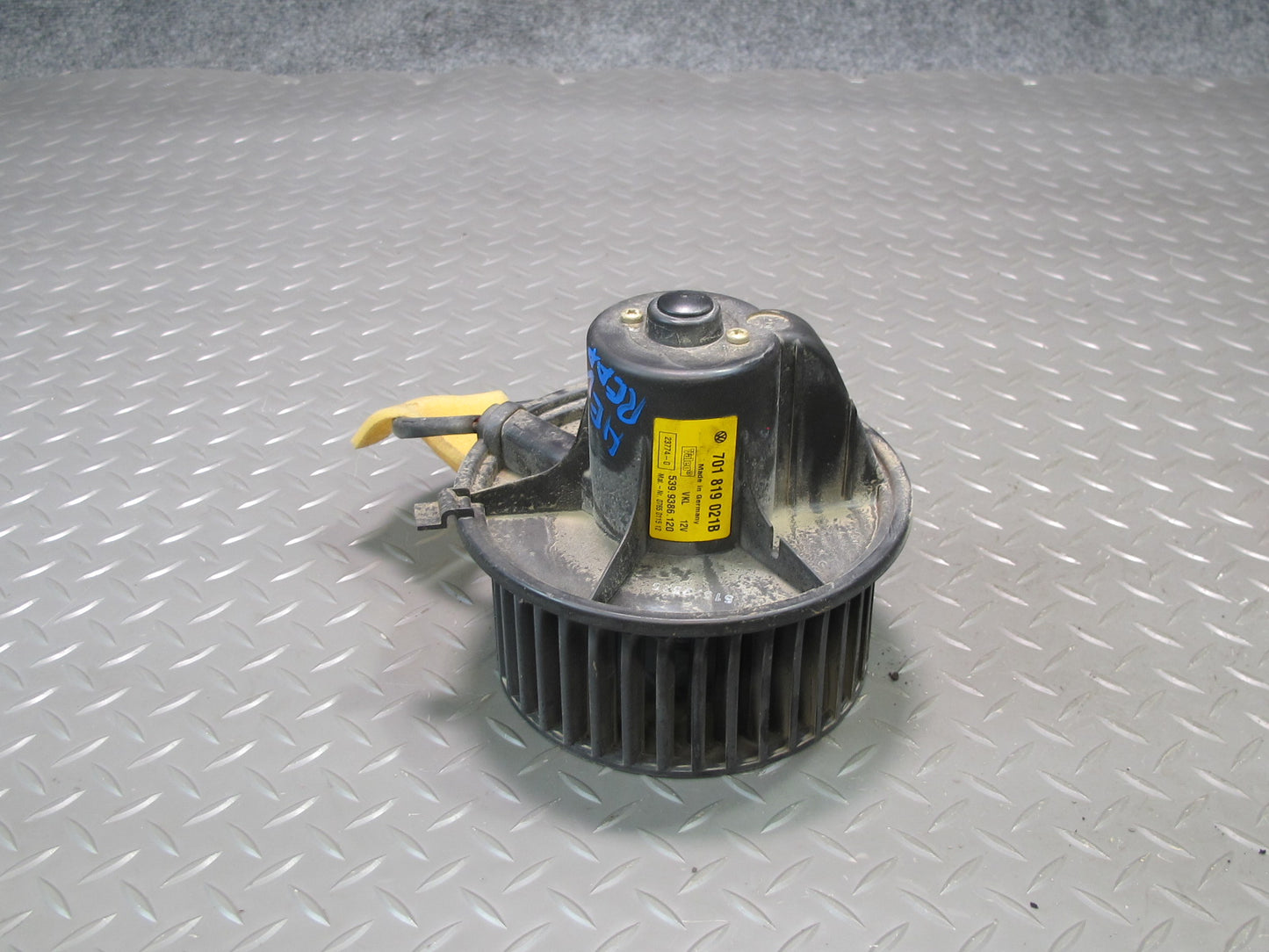 97-03 VW Eurovan T4 Rear A/C Heater Blower Motor Fan w Resistor OEM