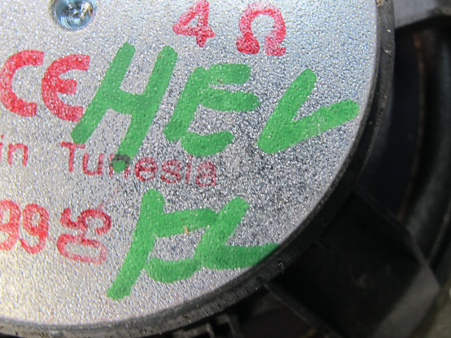 99-03 VW Eurovan T4 Set of 2 Front Left & Right Door Audio Speaker OEM