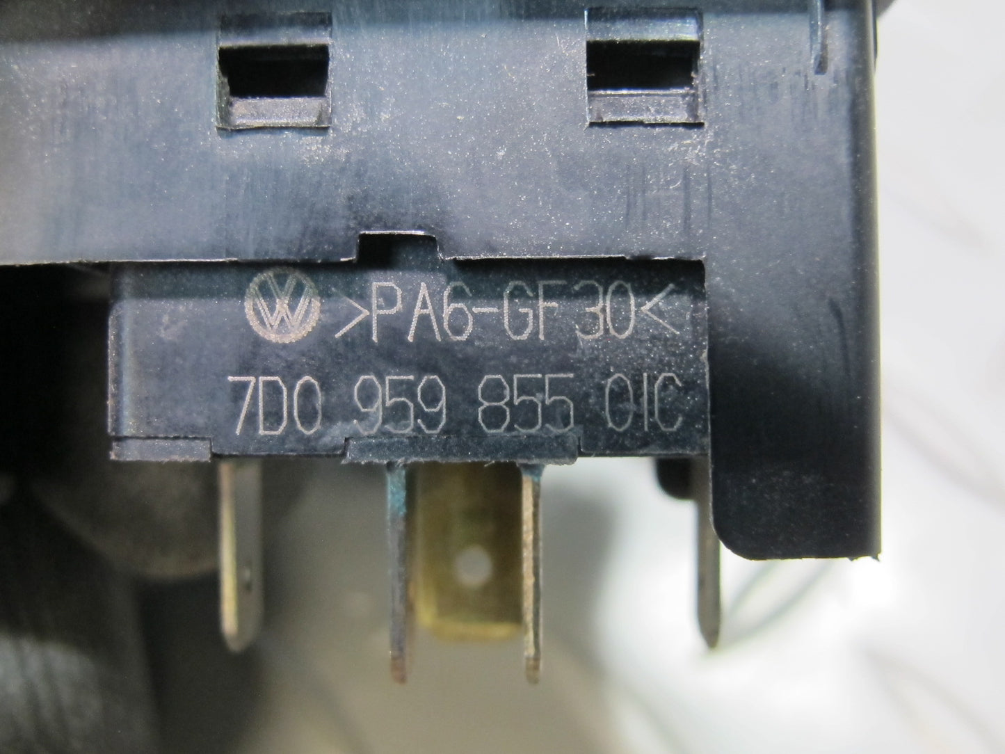 99-03 VW Eurovan T4 Front Right Door Power Window Switch OEM