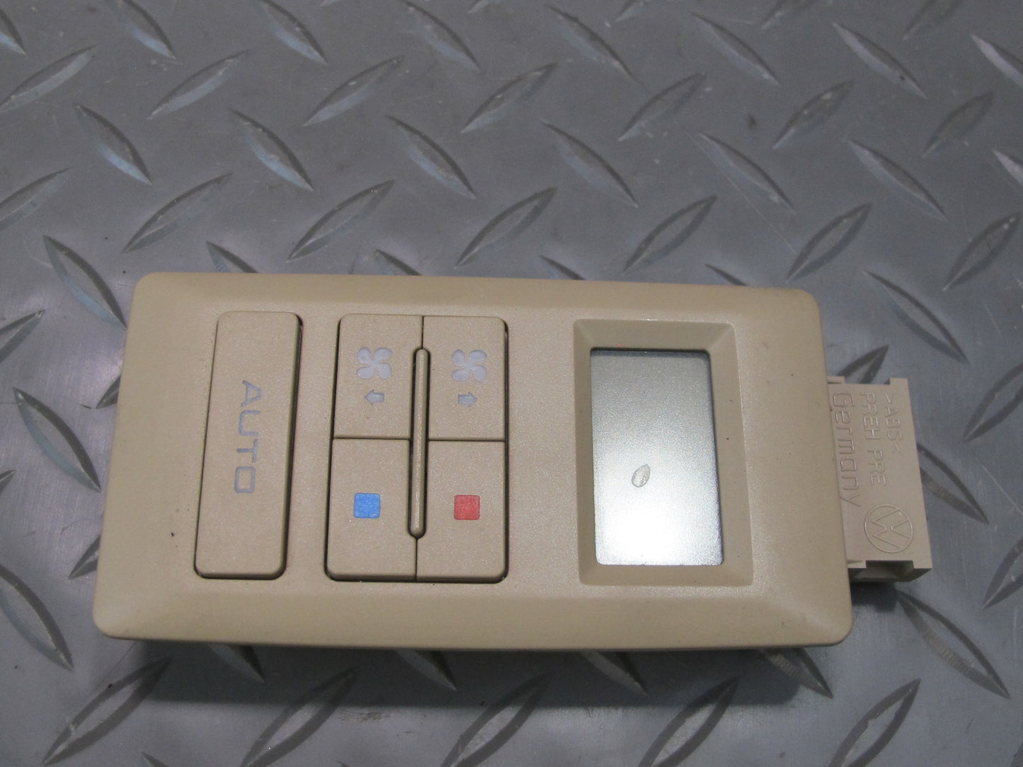 99-03 VW Eurovan T4 Rear A/C Heater Climate Control Switch Panel 7D0907049