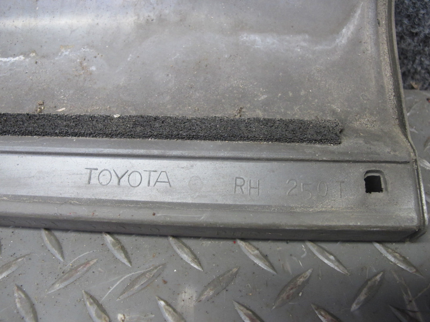 98-00 Lexus UCF20L LS400 Front & Rear Right Skirt Rocker Panel Molding Set OEM