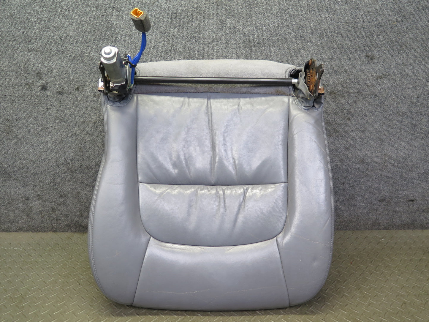 98-00 Lexus UCF20L LS400 Front Left Seat Lower Leather Cushion Gray w Switch OEM