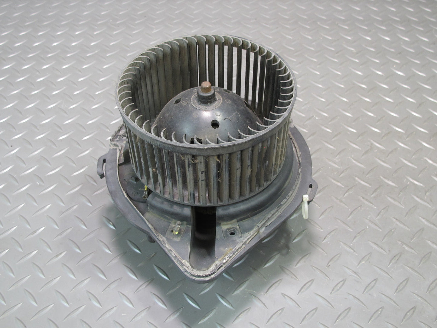 99-03 VW Eurovan T4 A/C Heater Blower Motor Fan w Resistor OEM