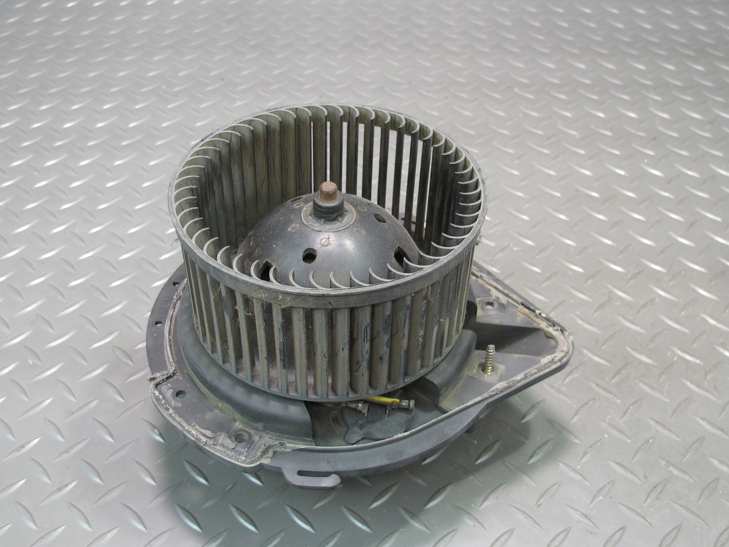 99-03 VW Eurovan T4 A/C Heater Blower Motor Fan w Resistor OEM