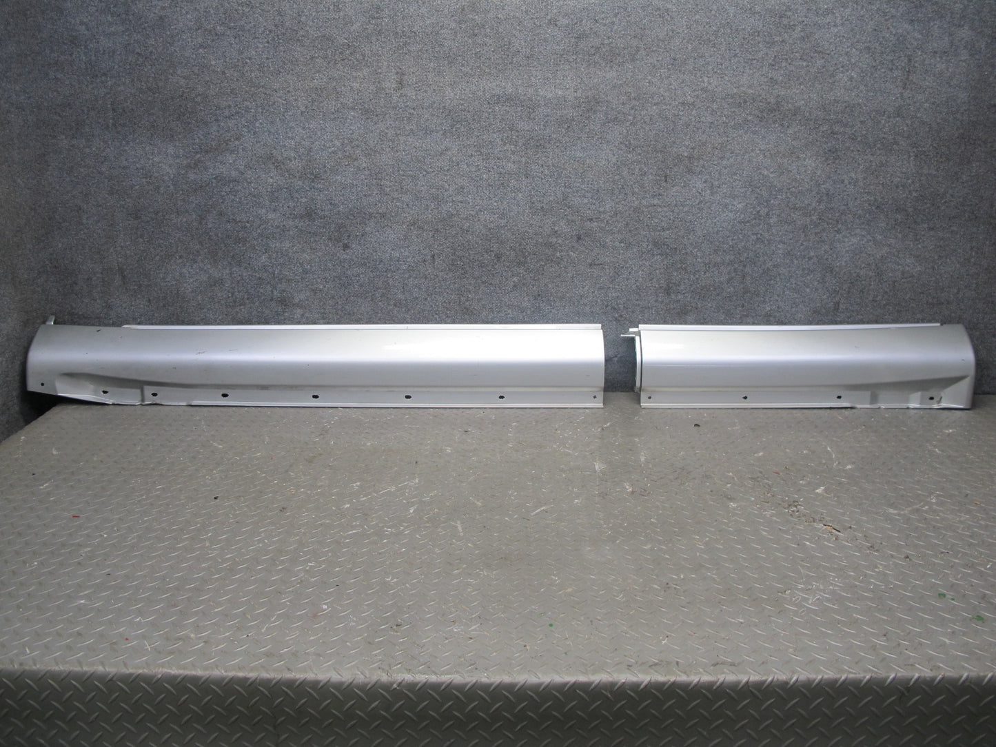 98-00 Lexus UCF20L LS400 Front & Rear Left Skirt Rocker Panel Molding Set OEM