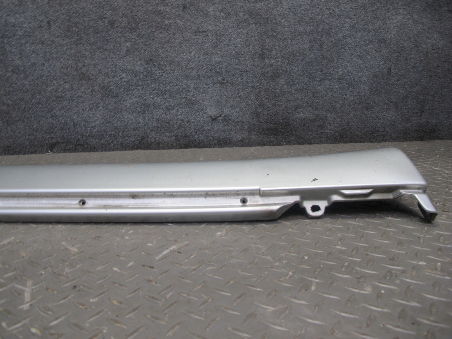 98-00 Lexus UCF20L LS400 Front & Rear Left Skirt Rocker Panel Molding Set OEM