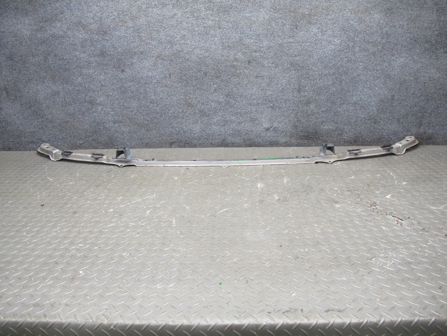 98-00 Lexus UCF20L LS400 Front Bumper Reinforcement Upper Bracket Bar OEM