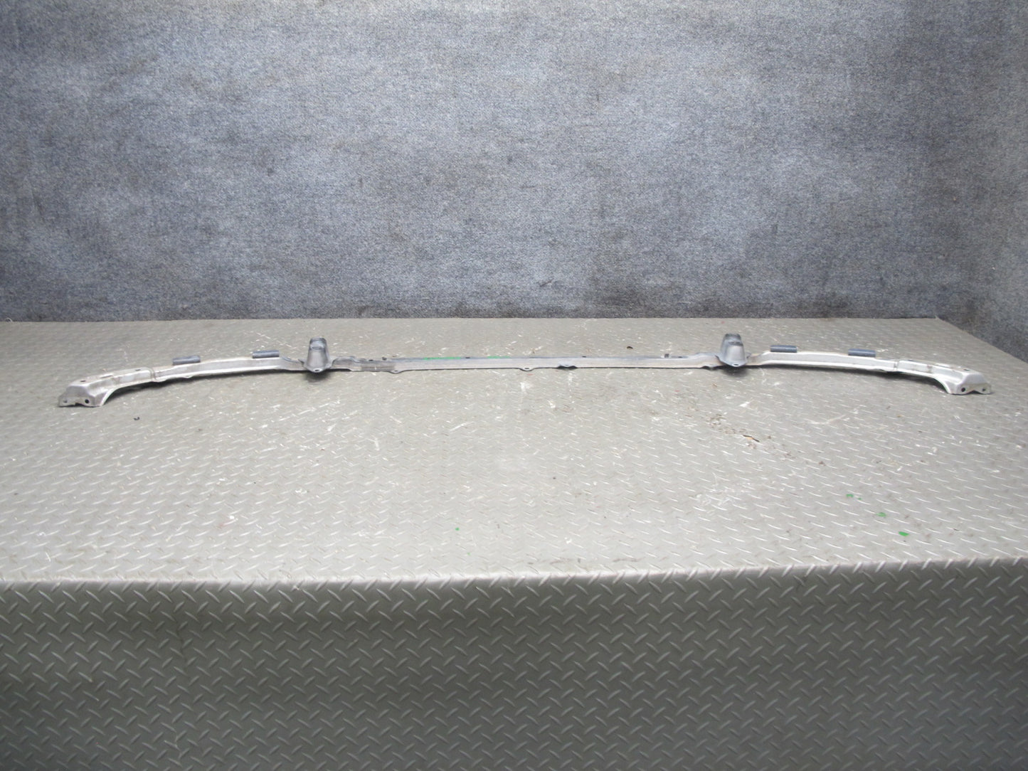 98-00 Lexus UCF20L LS400 Front Bumper Reinforcement Upper Bracket Bar OEM