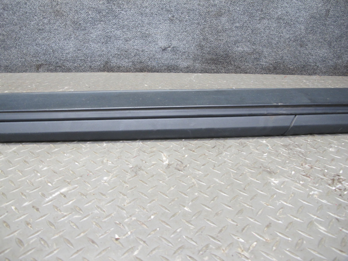 2011-2018 Porsche Cayenne 958 Left & Right Side Skirt Rocker Panel Molding Set