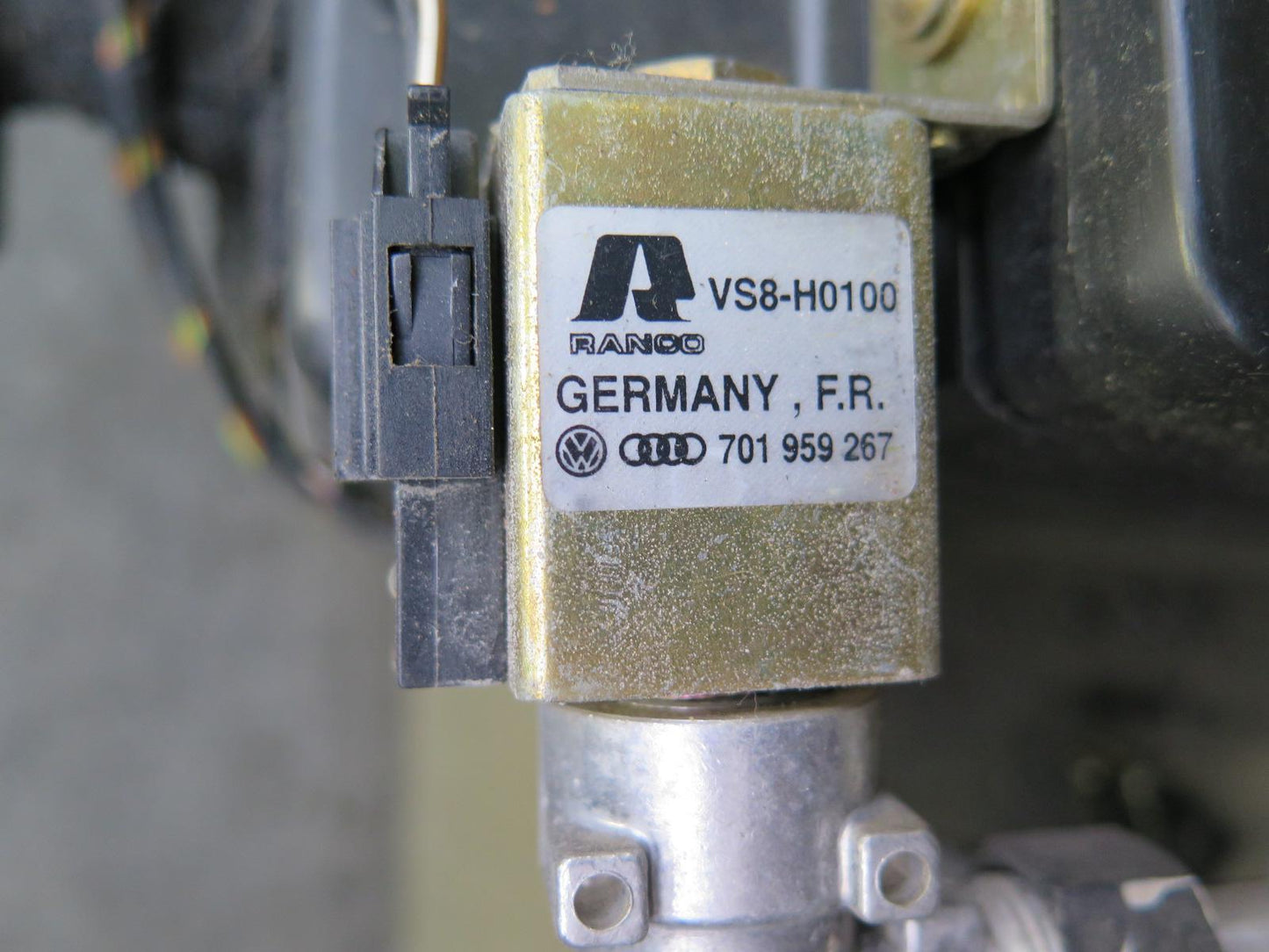 99-03 VW Eurovan T4 Rear Hvac A/C Evaporator Climate Box 703820121D OEM