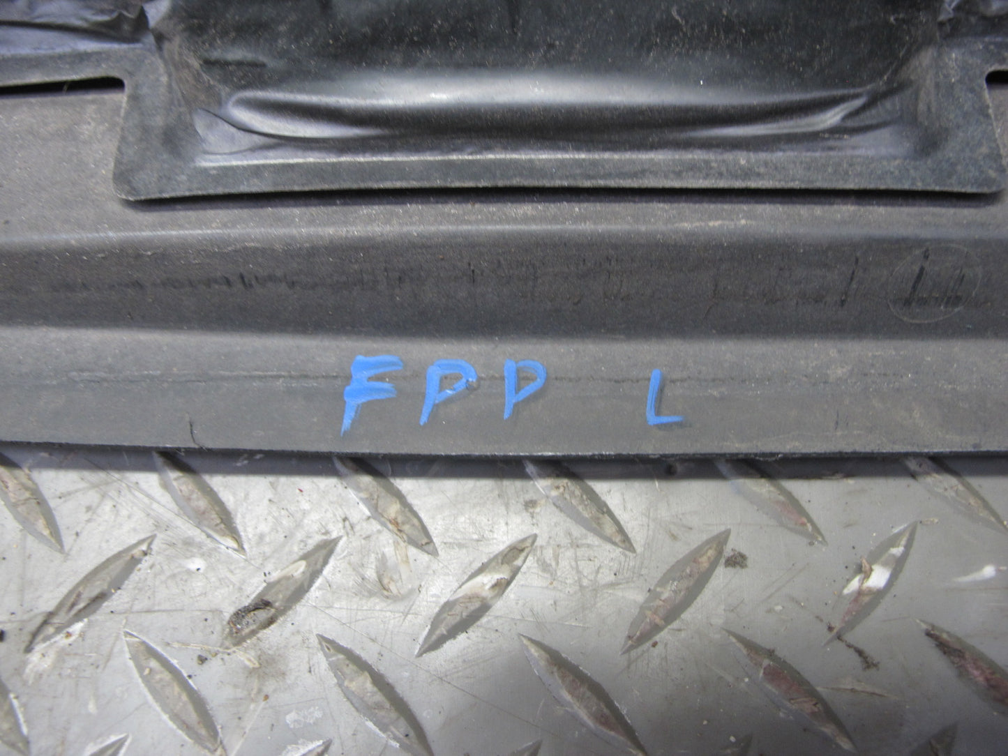 17-23 Porsche Panamera 971 Left Side Skirt Rocker Panel Molding 971854883