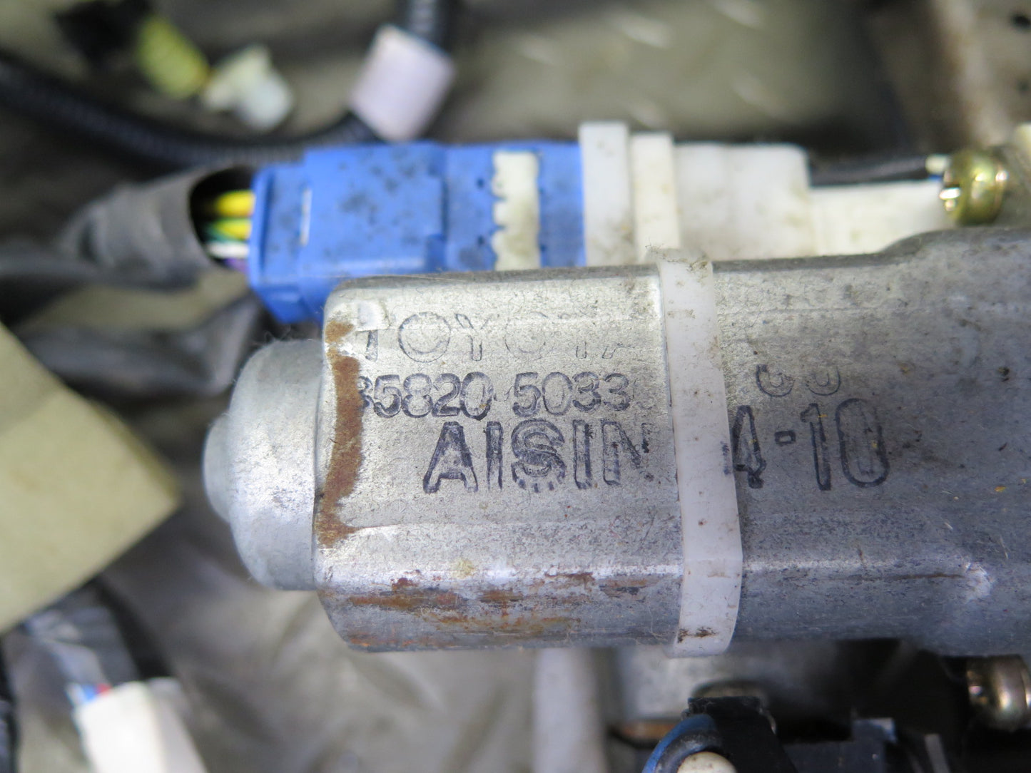 98-00 Lexus LS400 Front Left Seat Lower Frame Track Rail w Motor & Wire OEM