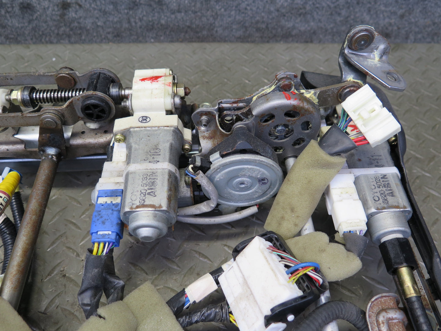 98-00 Lexus LS400 Front Left Seat Lower Frame Track Rail w Motor & Wire OEM