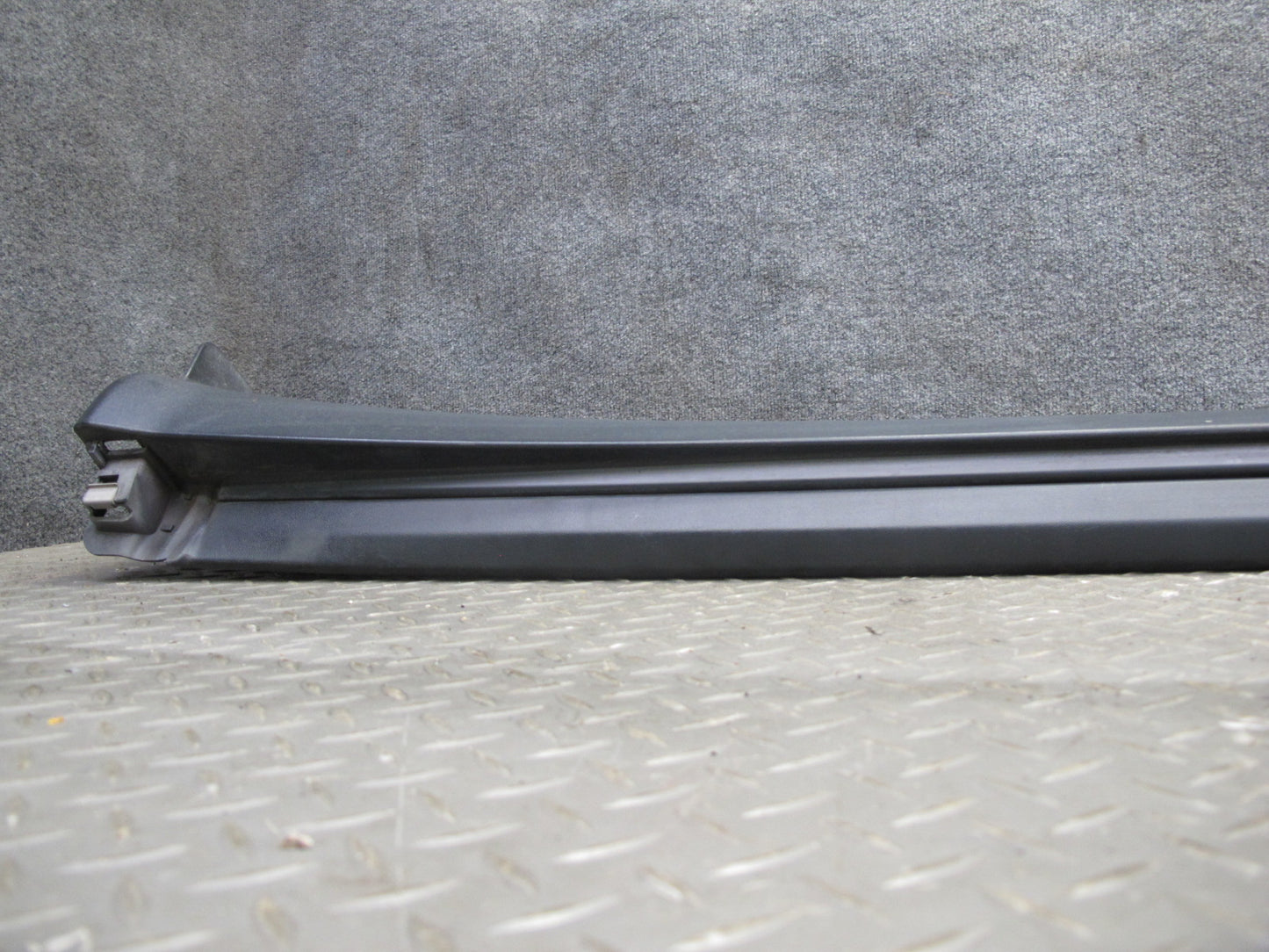 2011-2018 Porsche Cayenne 958 Left & Right Side Skirt Rocker Panel Molding Set