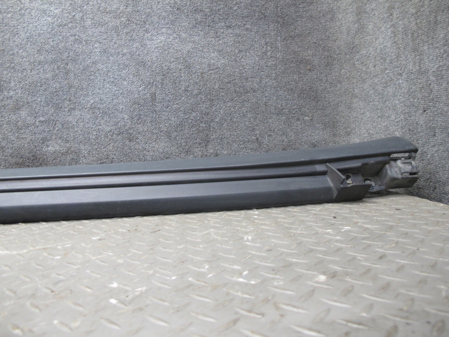 2011-2018 Porsche Cayenne 958 Left & Right Side Skirt Rocker Panel Molding Set