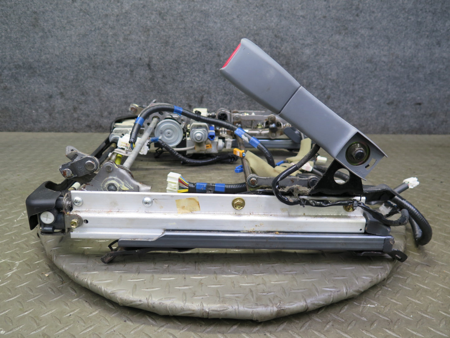 97-00 Lexus LS400 Front Right Seat Lower Frame Track Rail w Motor & Wire OEM