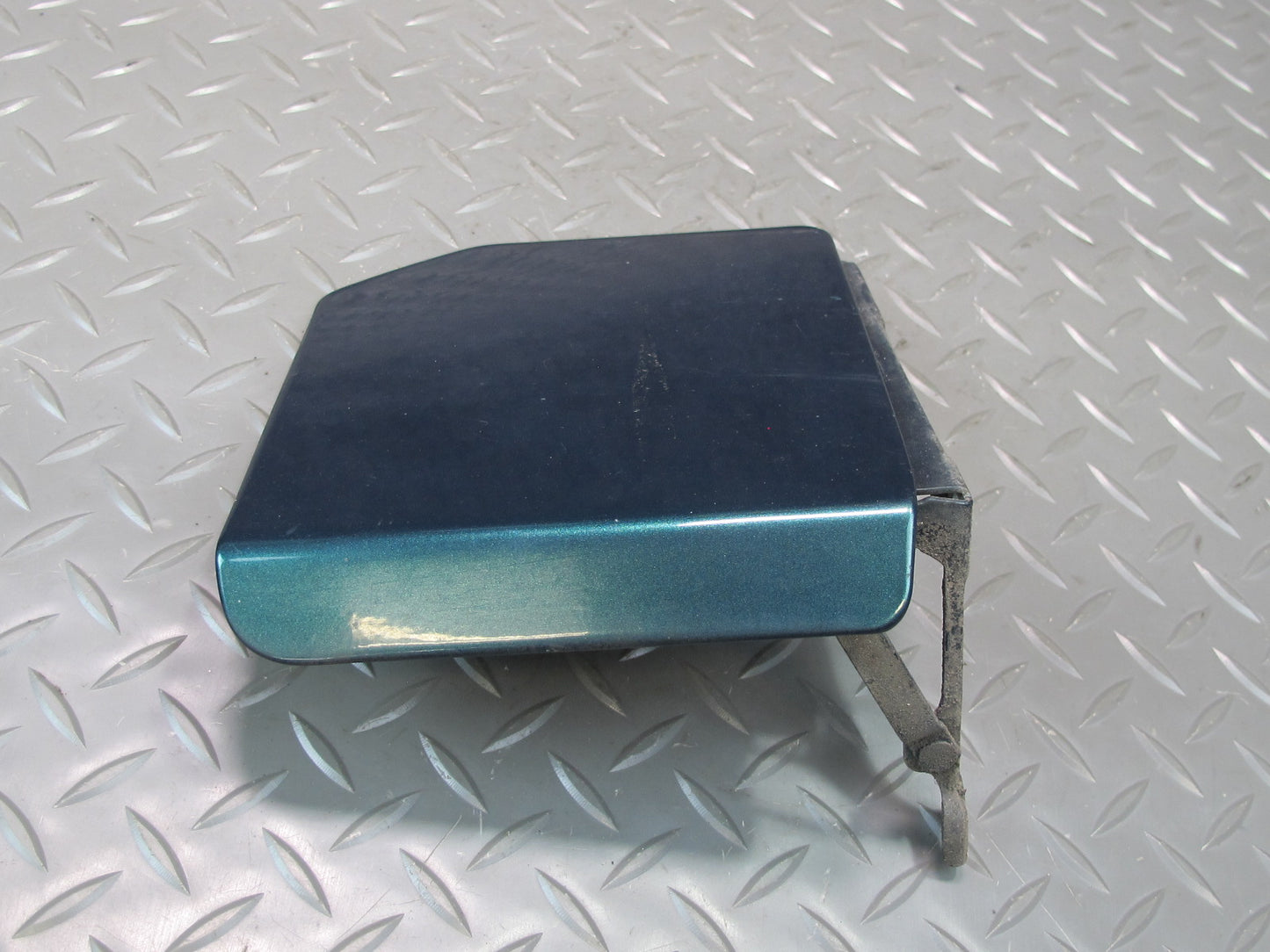 97-03 VW Eurovan T4 Fuel Tank Filler Door Lid Cover OEM