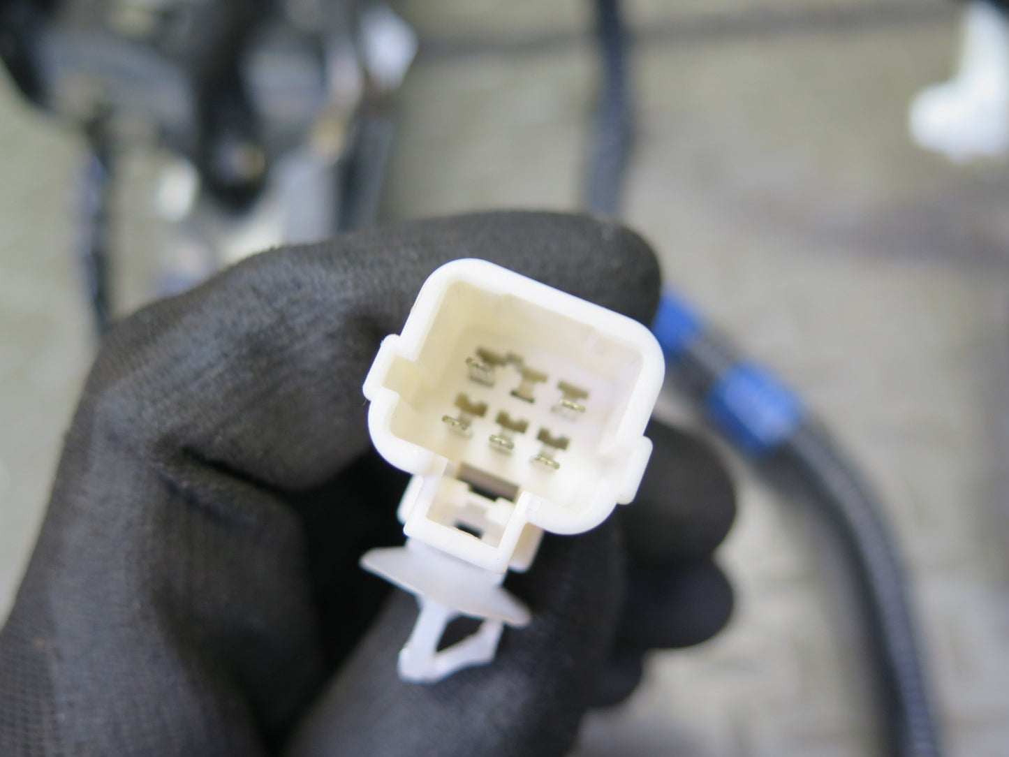 97-00 Lexus LS400 Front Right Seat Lower Frame Track Rail w Motor & Wire OEM