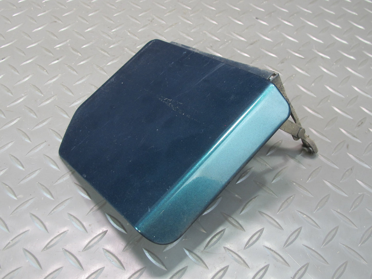 97-03 VW Eurovan T4 Fuel Tank Filler Door Lid Cover OEM