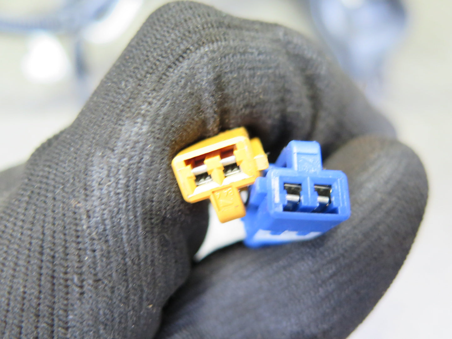 97-00 Lexus LS400 Front Right Seat Lower Frame Track Rail w Motor & Wire OEM