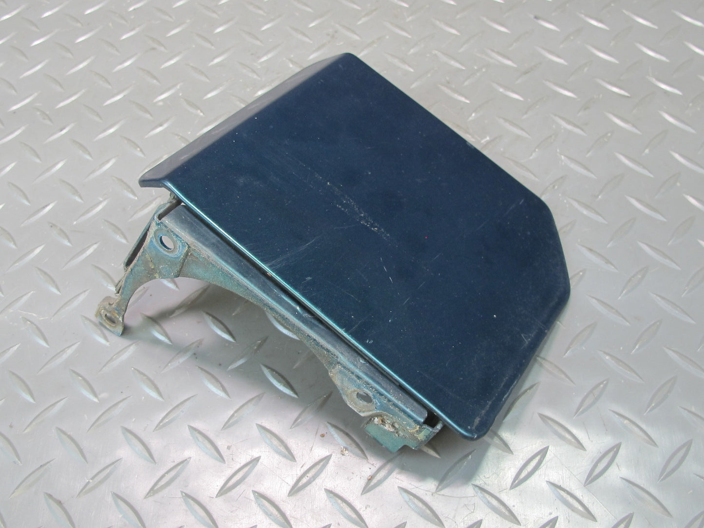 97-03 VW Eurovan T4 Fuel Tank Filler Door Lid Cover OEM