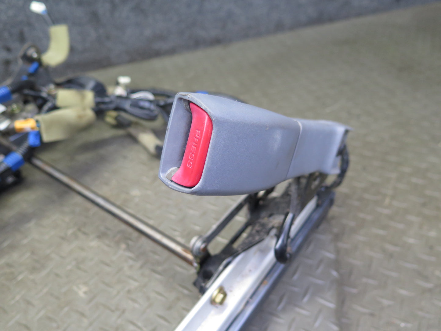 97-00 Lexus LS400 Front Right Seat Lower Frame Track Rail w Motor & Wire OEM