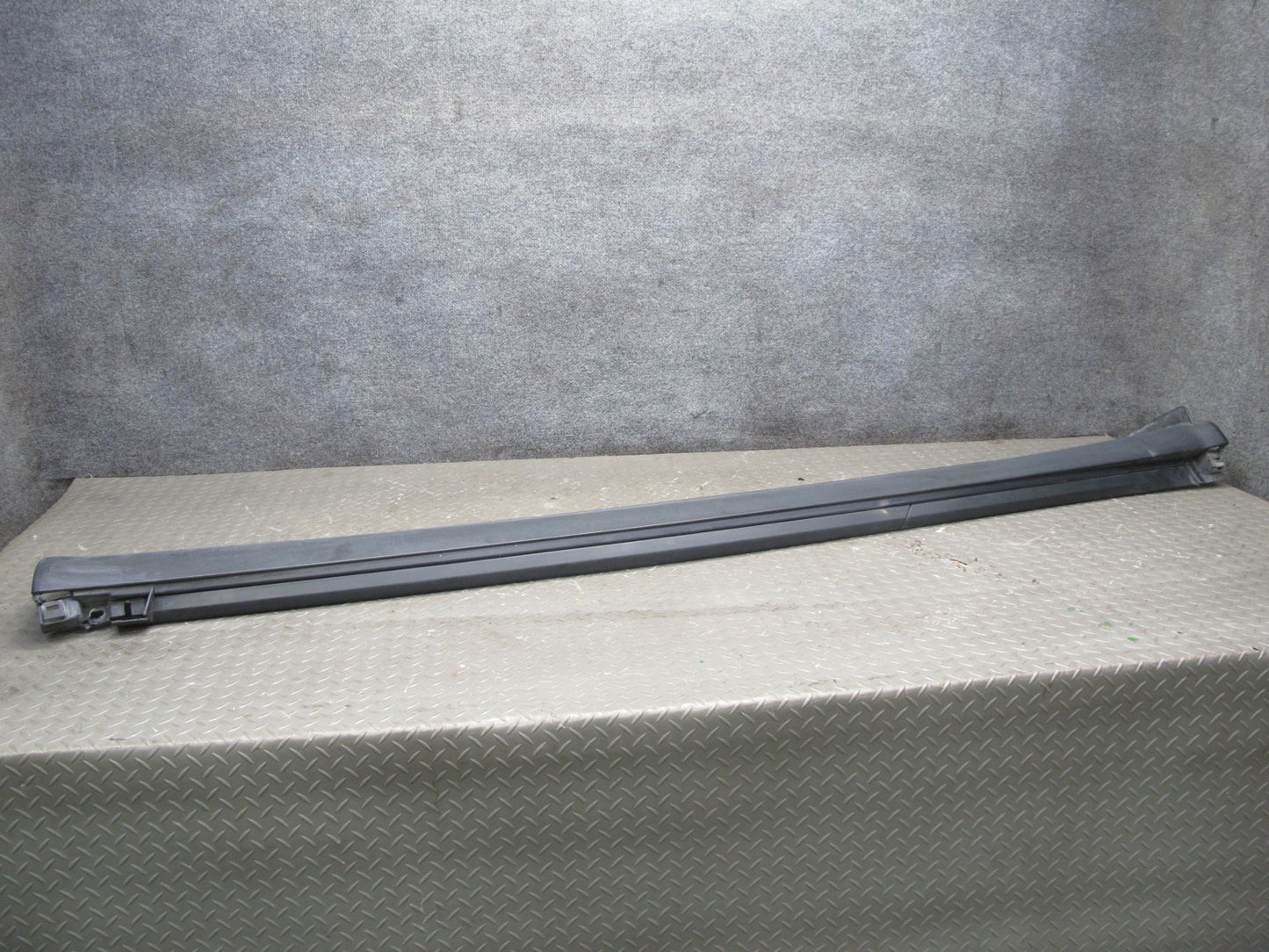 2011-2018 Porsche Cayenne 958 Left & Right Side Skirt Rocker Panel Molding Set