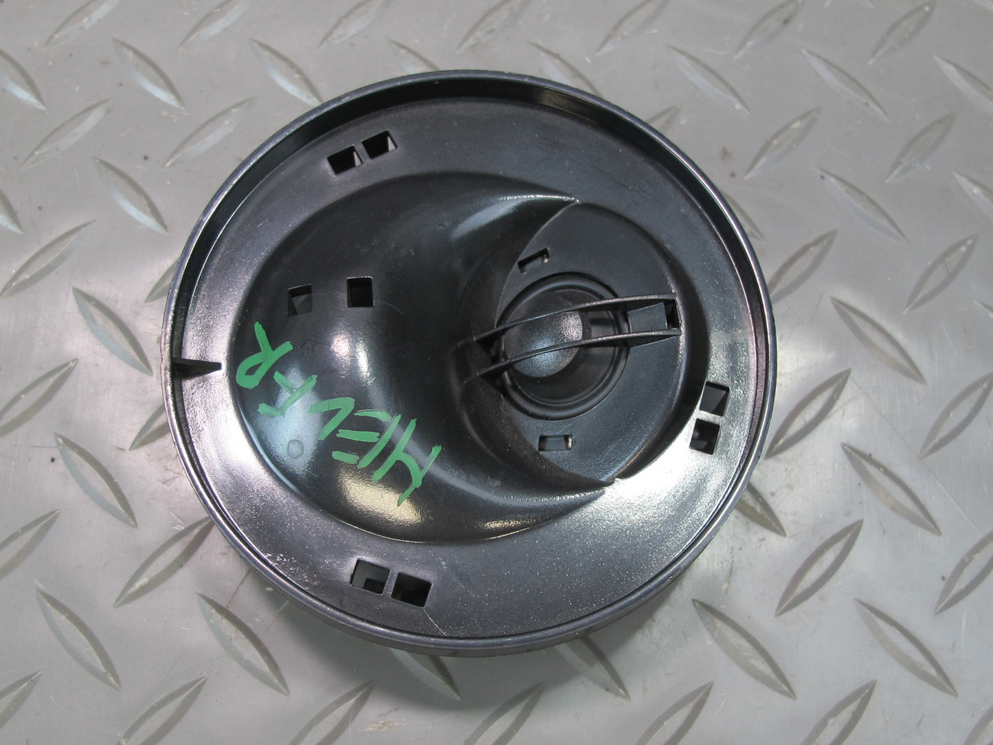 99-03 VW Eurovan T4 Set of 2 Dash Front Left & Right Tweeter Speaker OEM