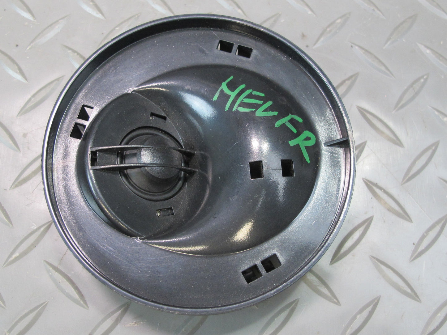 99-03 VW Eurovan T4 Set of 2 Dash Front Left & Right Tweeter Speaker OEM