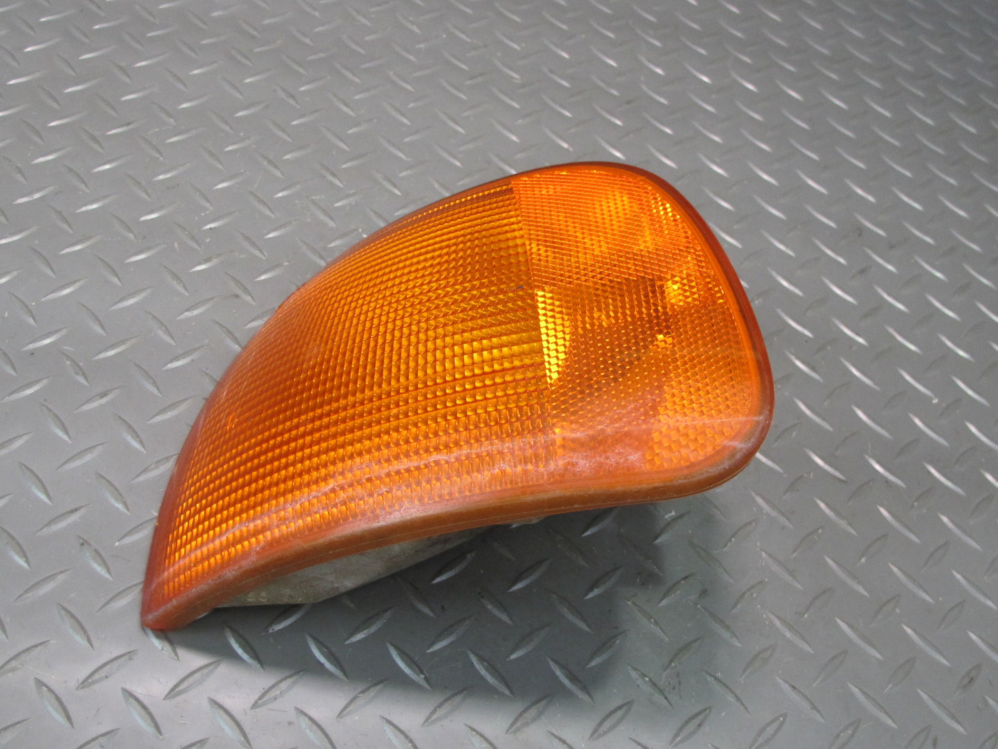 99-03 VW Eurovan T4 Set of 2 Front Left  & Right Turn Signal Light Lamp OEM