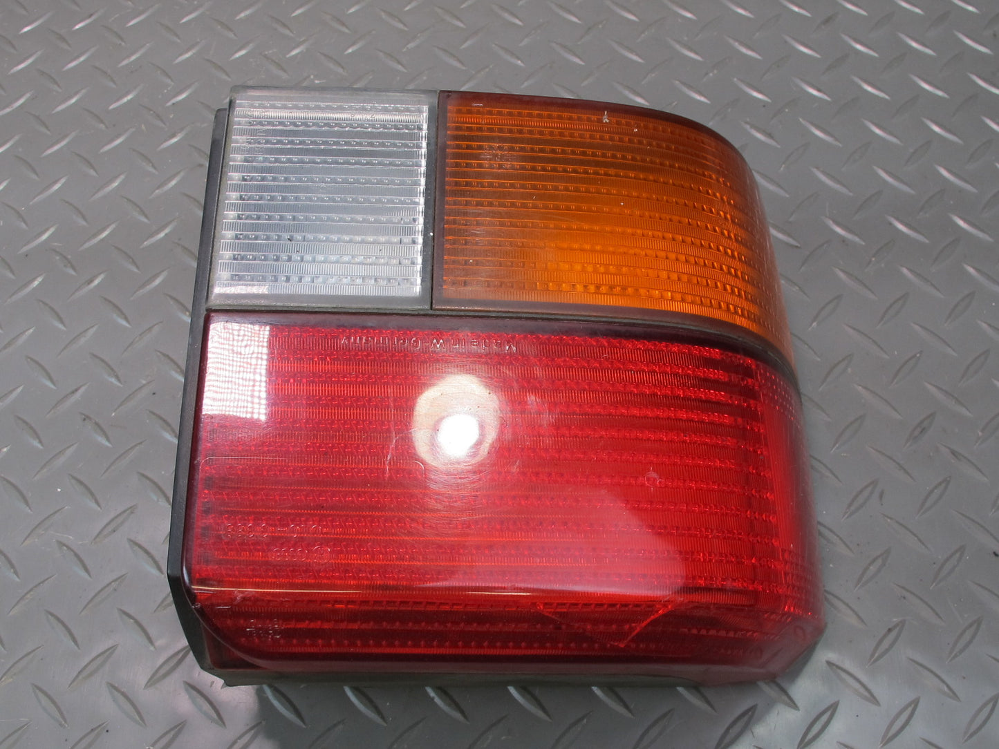 99-03 VW Eurovan T4 Set of 2 Rear Left  & Right Tail Light Lamp OEM