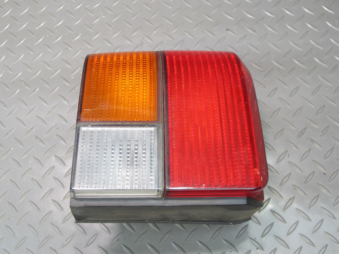 99-03 VW Eurovan T4 Set of 2 Rear Left  & Right Tail Light Lamp OEM