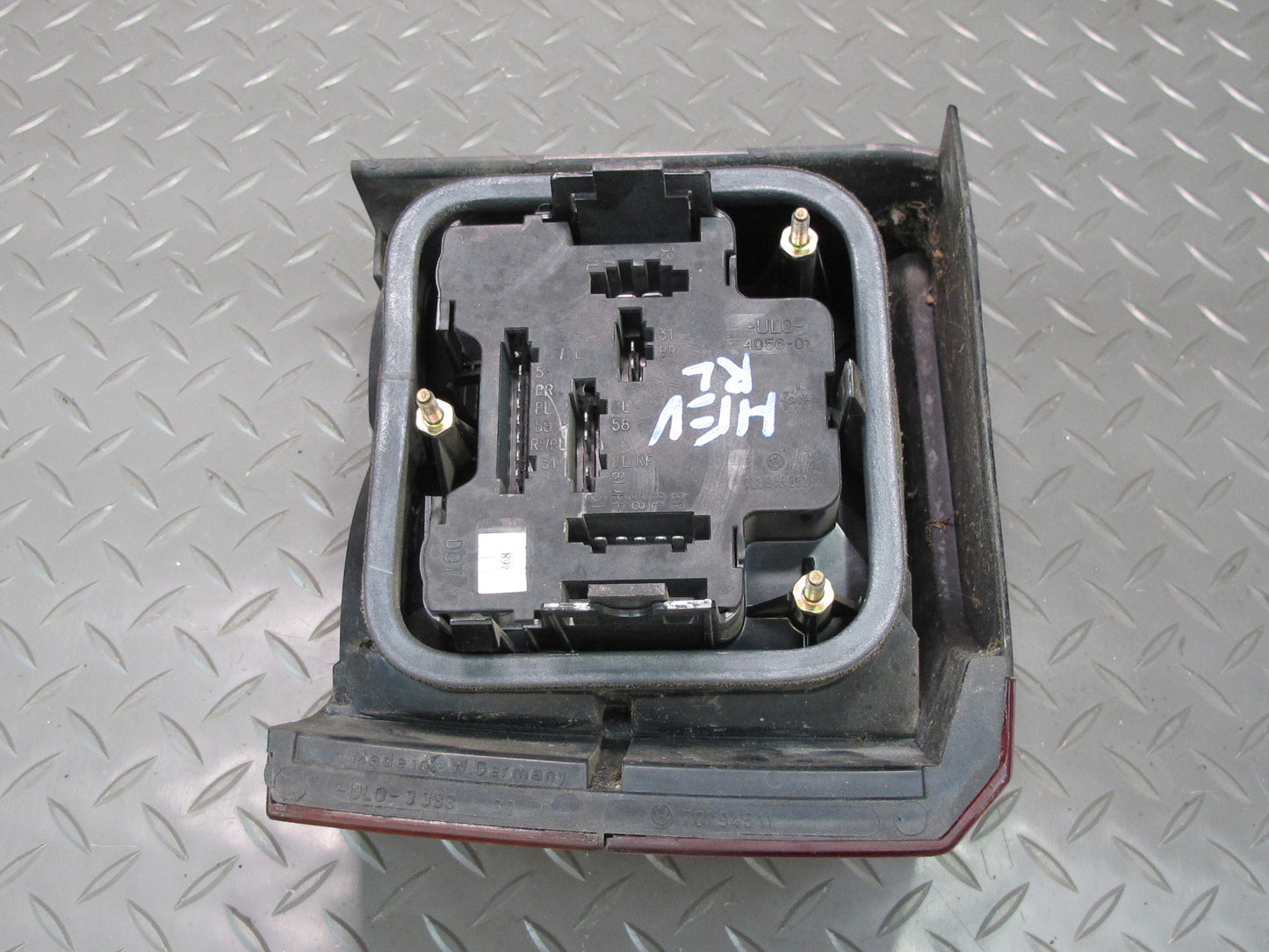 99-03 VW Eurovan T4 Set of 2 Rear Left  & Right Tail Light Lamp OEM