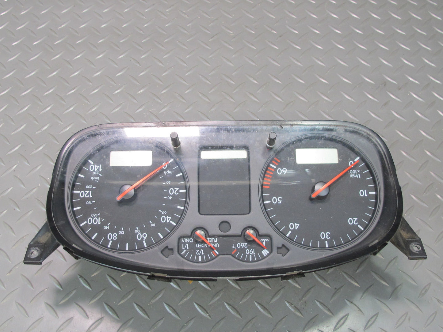 2000 VW Eurovan T4 2.8L A/T Instrument Cluster Gauge Speedometer OEM
