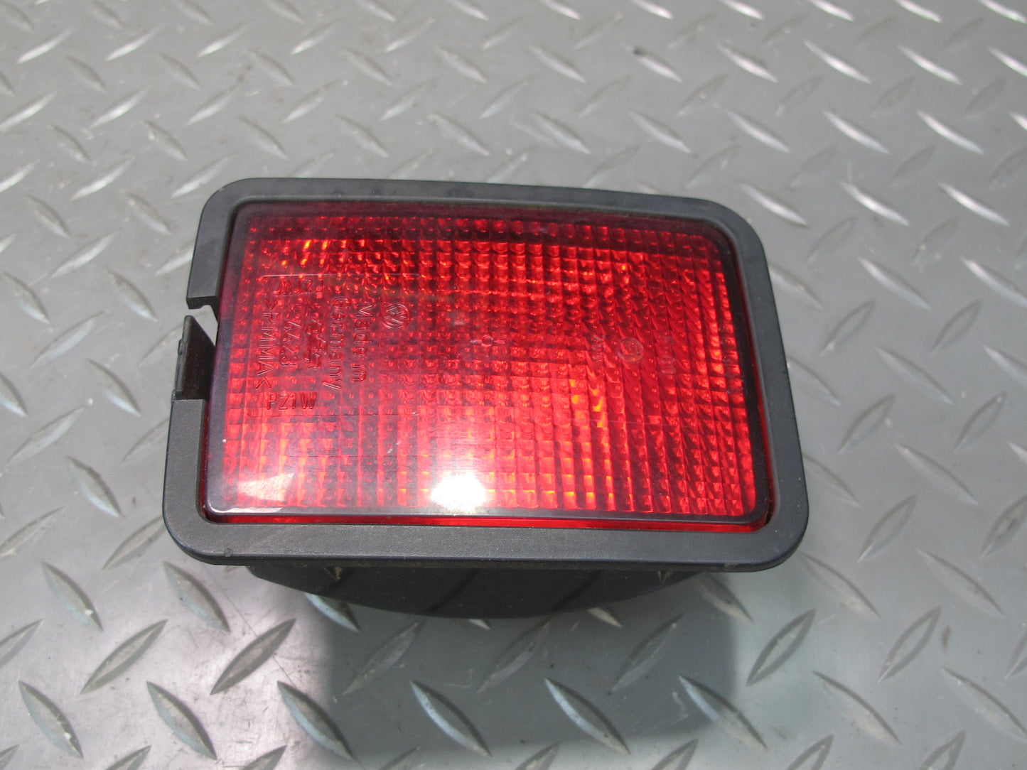 99-03 VW Eurovan T4 Set of 2 Rear Left  & Right Bumper Tail Light Lamp OEM