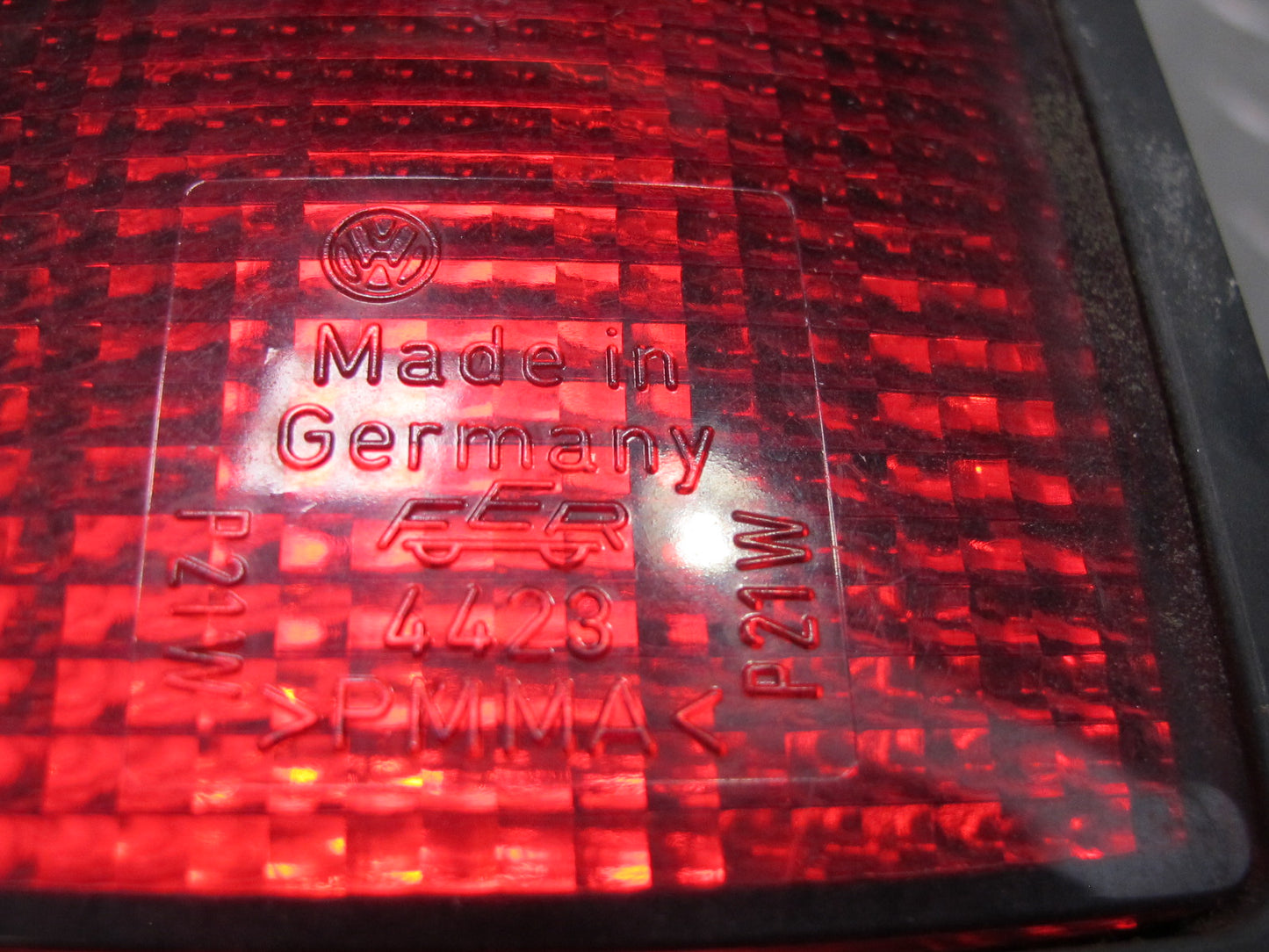 99-03 VW Eurovan T4 Set of 2 Rear Left  & Right Bumper Tail Light Lamp OEM