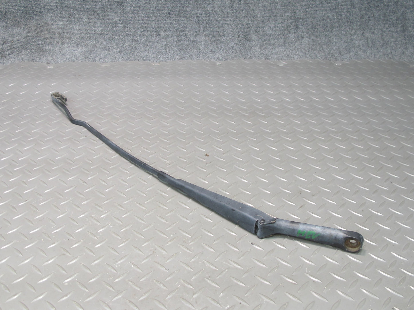 99-03 VW Eurovan T4 Set of 2 Front Windshield Left & Right Wiper Arm OEM