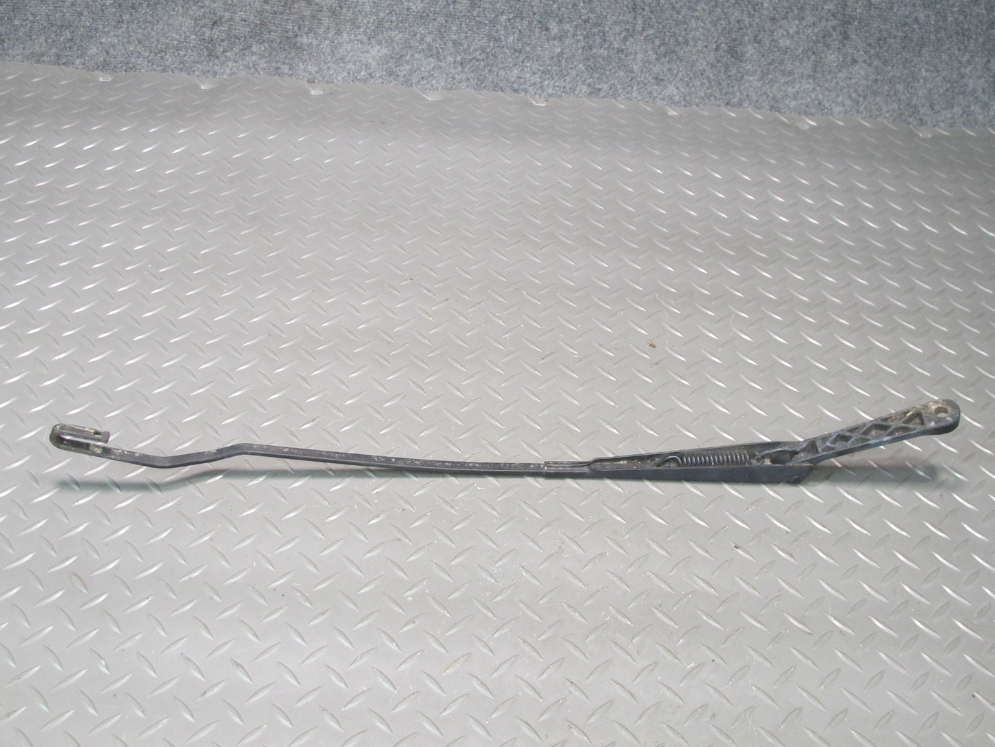 99-03 VW Eurovan T4 Set of 2 Front Windshield Left & Right Wiper Arm OEM