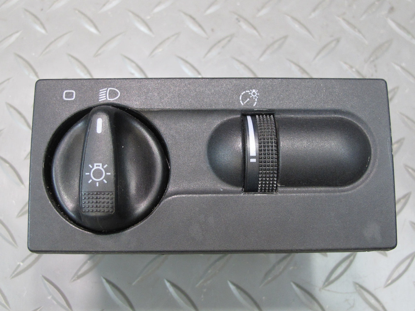 99-00 VW Eurovan T4 Headlight Light Dimmer Switch 7D0941531K OEM