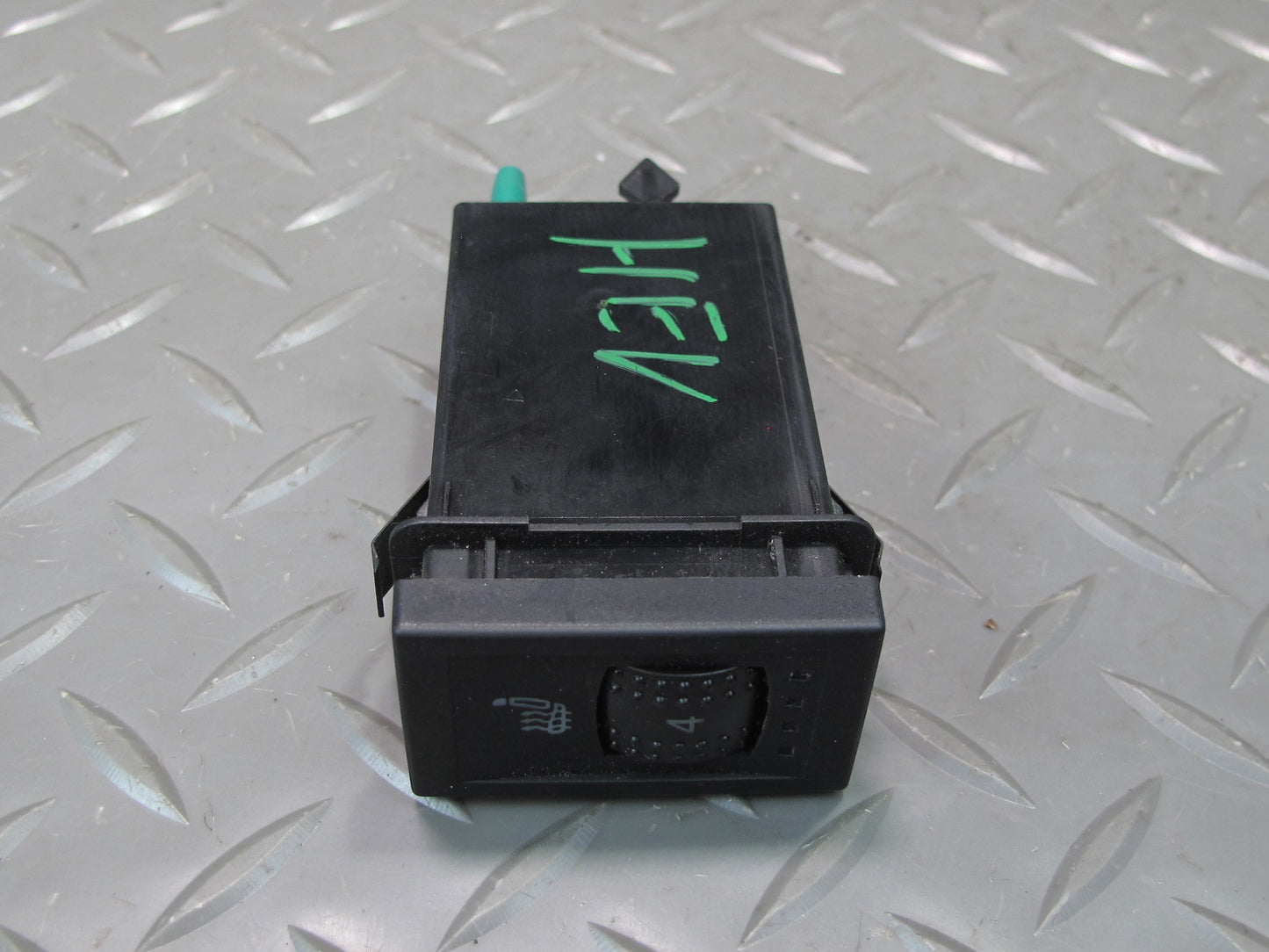 99-03 VW Eurovan T4 Front Heated Seat Heater Control Switch 7D0963563 OEM