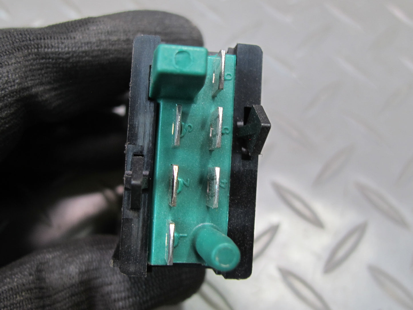 99-03 VW Eurovan T4 Front Heated Seat Heater Control Switch 7D0963563 OEM