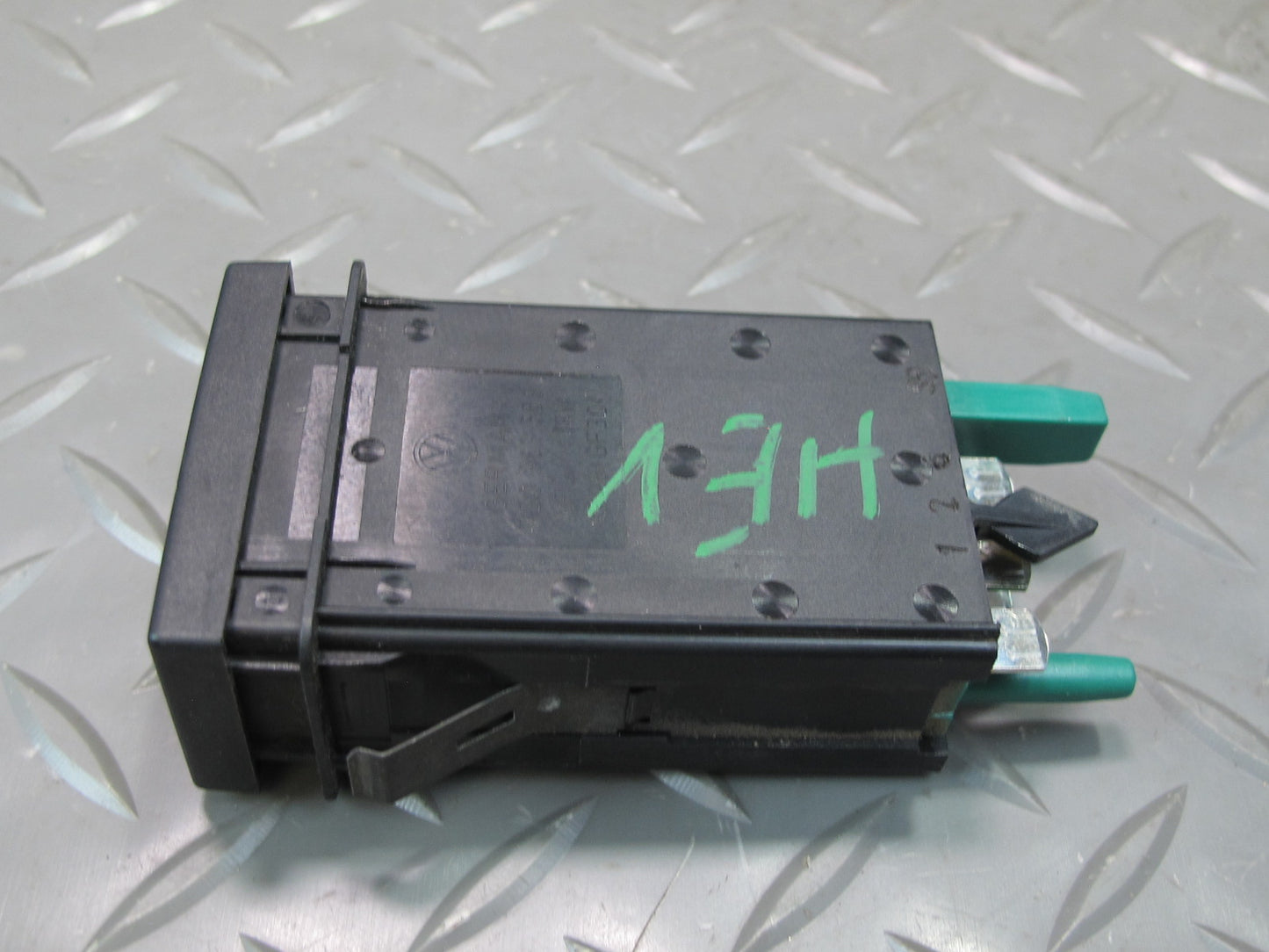 99-03 VW Eurovan T4 Front Heated Seat Heater Control Switch 7D0963563 OEM