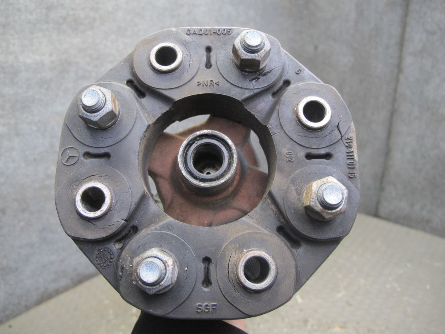 04-06 Mercedes R230 SL600 A/T Rear Driveshaft Drive Shaft 85K 2304101706 OEM