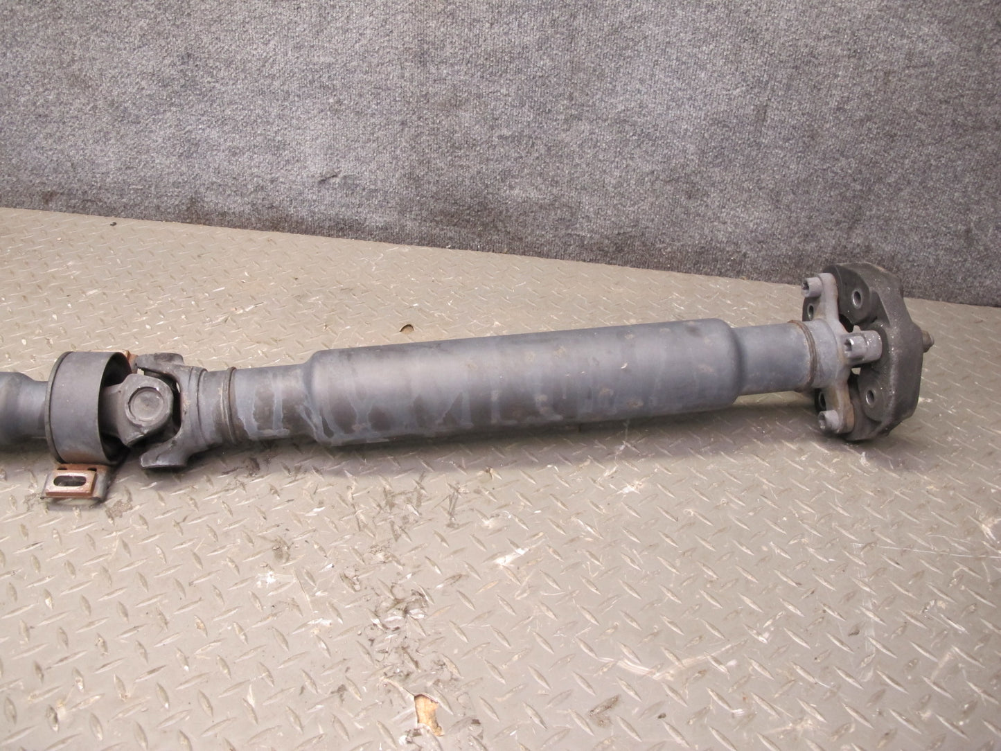 04-06 Mercedes R230 SL600 A/T Rear Driveshaft Drive Shaft 85K 2304101706 OEM