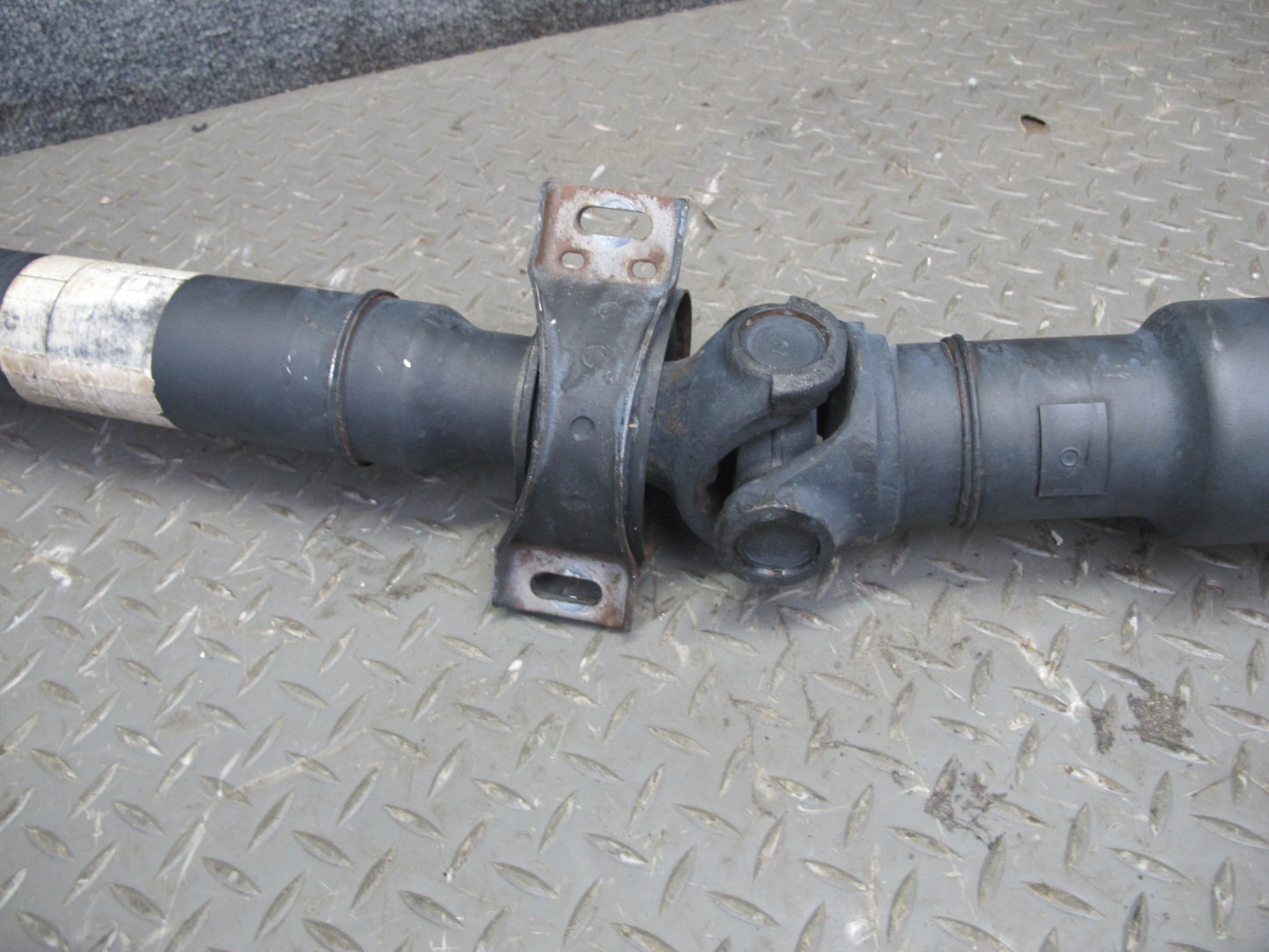 04-06 Mercedes R230 SL600 A/T Rear Driveshaft Drive Shaft 85K 2304101706 OEM