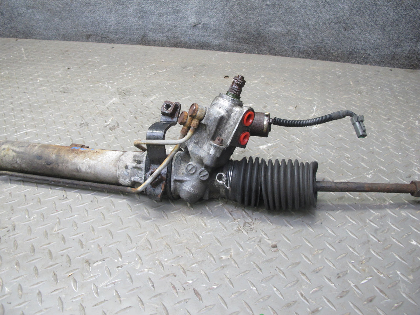 90-96 Nissan Z32 300ZX NON Turbo Power Steering Rack & Pinion OEM