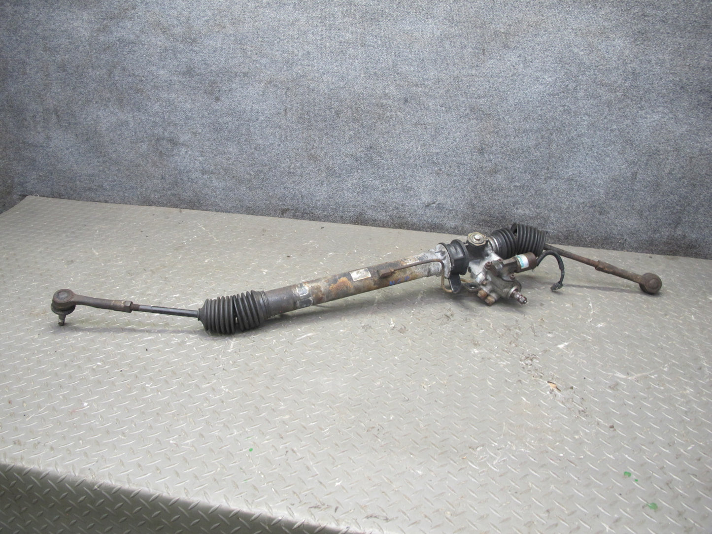 90-96 Nissan Z32 300ZX NON Turbo Power Steering Rack & Pinion OEM